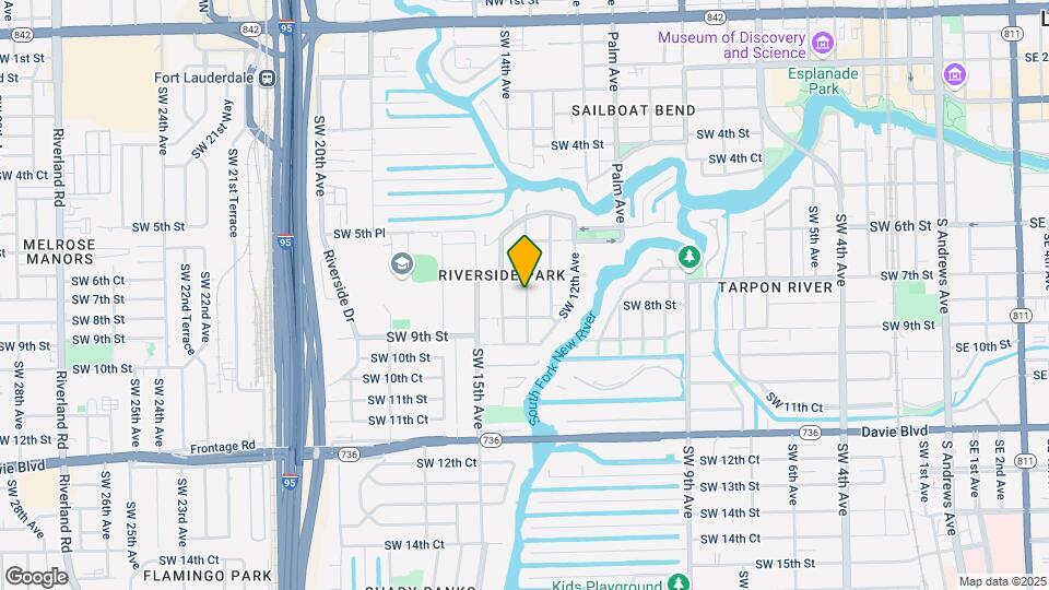 715 SW 14th Ave Map and Location Details