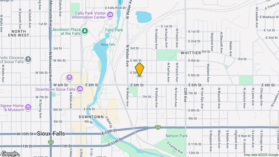 416 N Nesmith Ave Map and Location Details