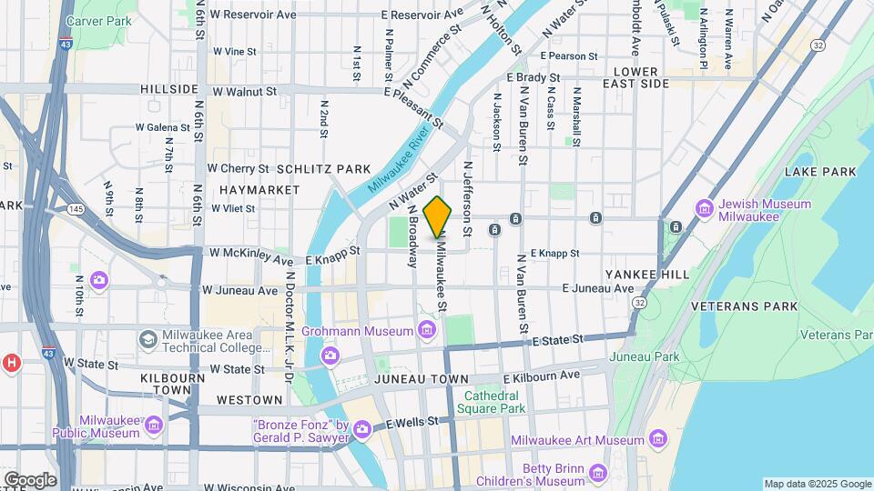 1305 N Milwaukee St Map and Location Details