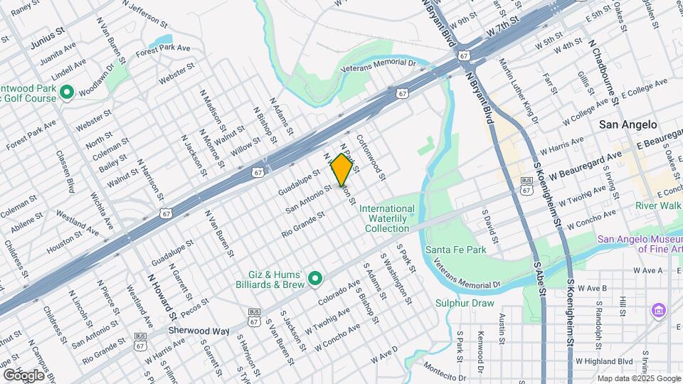 215 N Washington St Map and Location Details