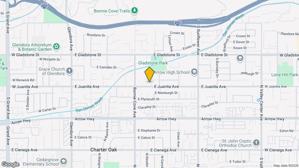 559 E Juanita Ave Map and Location Details