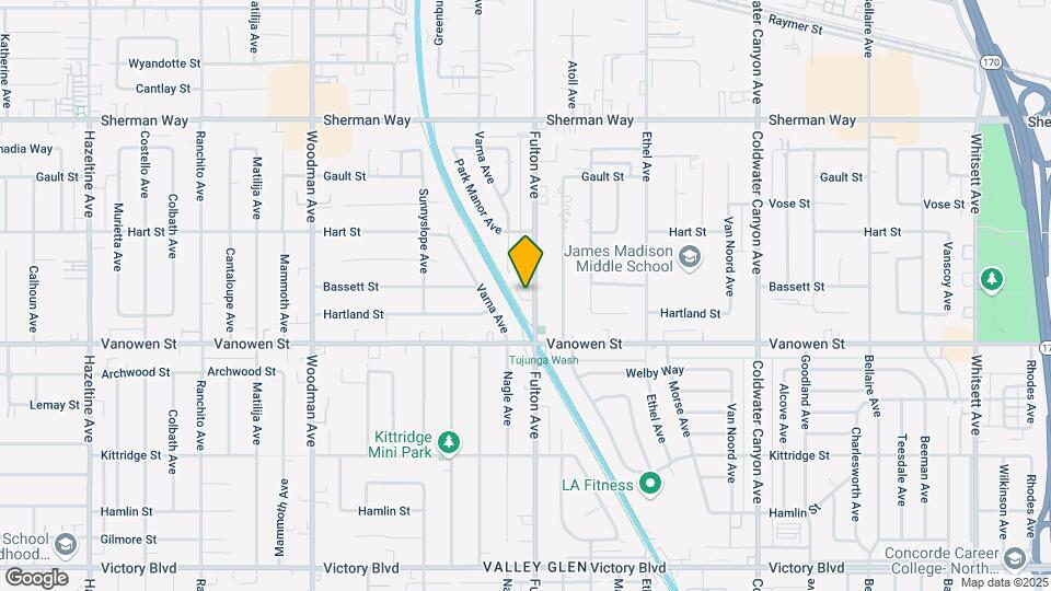 6853 Fulton Ave Map and Location Details