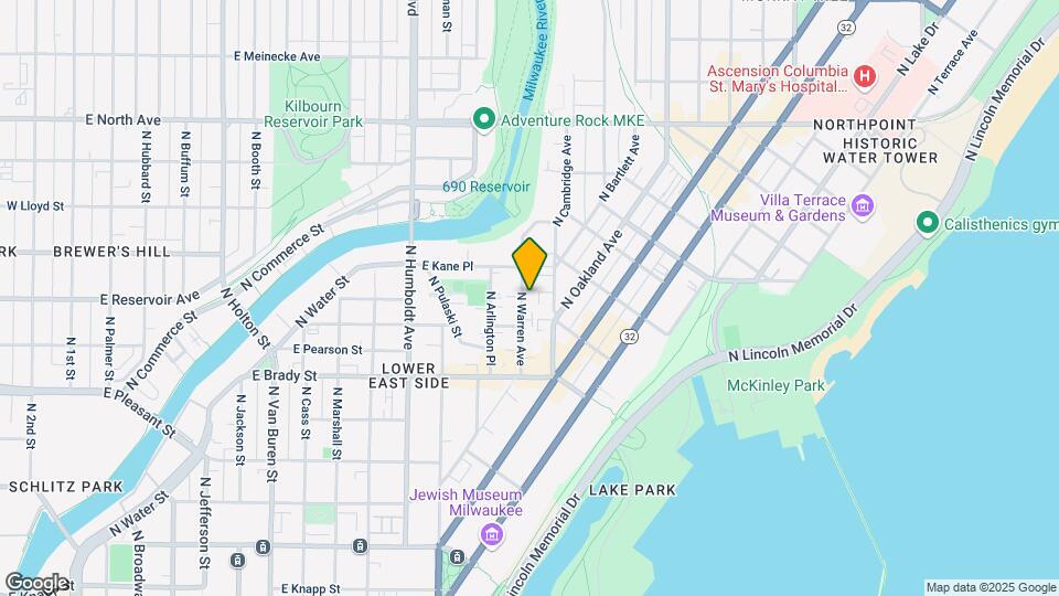 1832 N Warren Ave Mapa y Detalles de la Ubicación