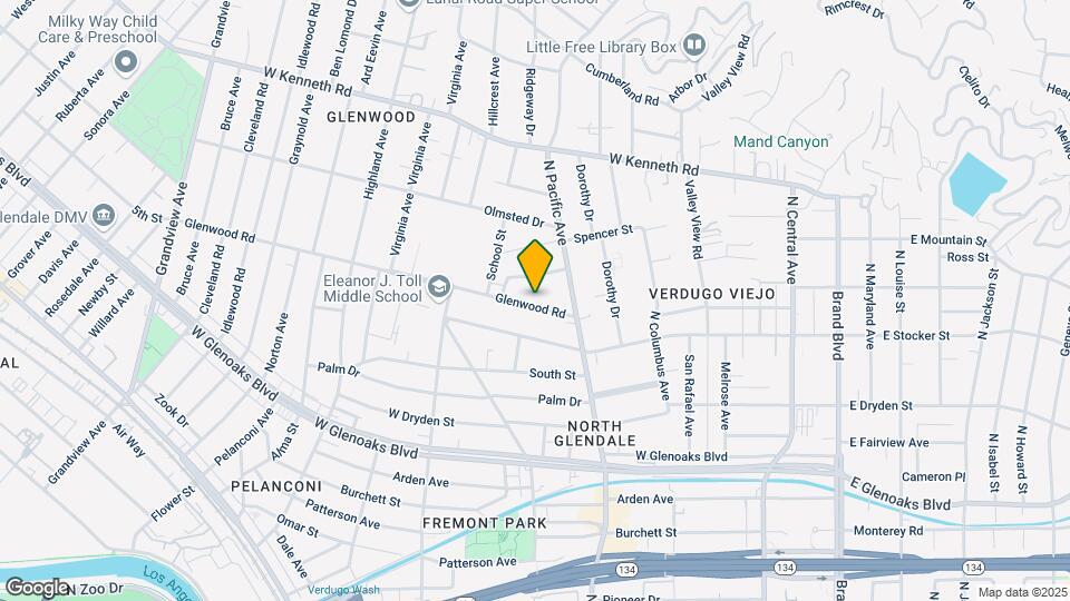 533 Glenwood Rd Mapa y Detalles de la Ubicación