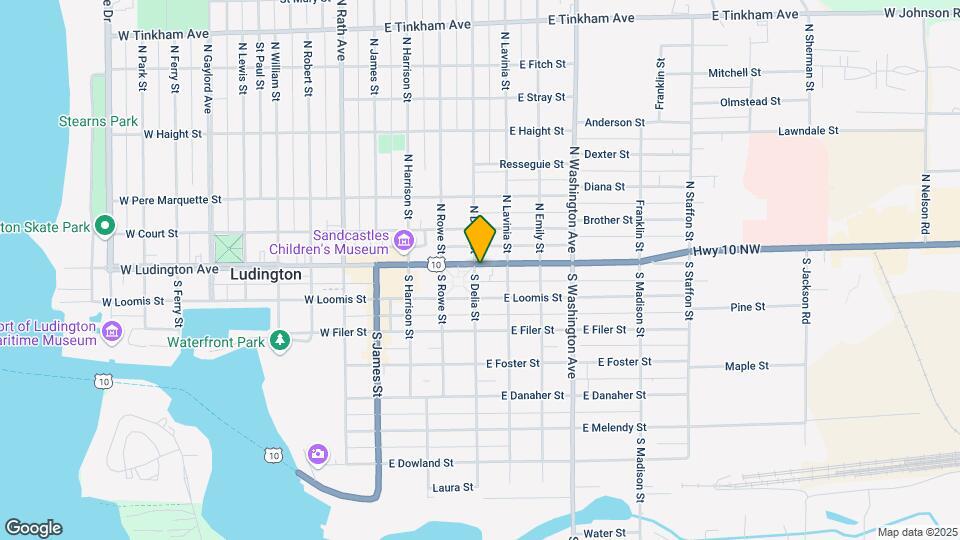 402 E Ludington Ave Map and Location Details