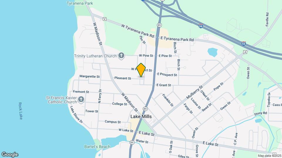 220 Pleasant St Map and Location Details