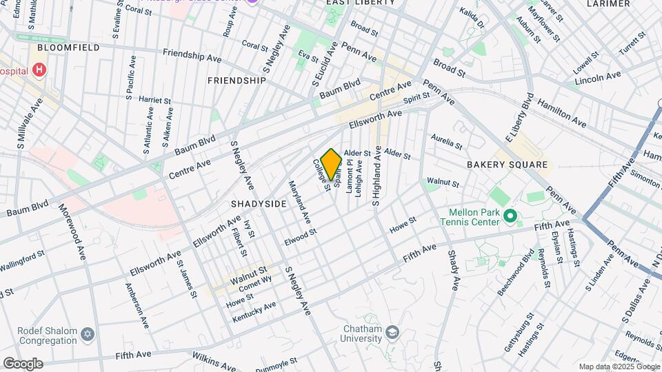 675 College St Mapa y Detalles de la Ubicación