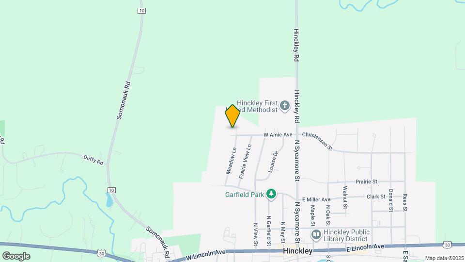 711 Meadow Ln Rentals in Hinckley, IL