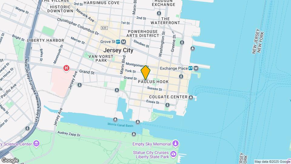 121 Grand St Map and Location Details