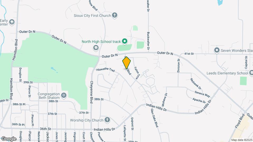 4019 Glen Oaks Blvd Map and Location Details