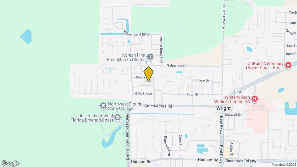 705 Woodlawn Ave Map and Location Details