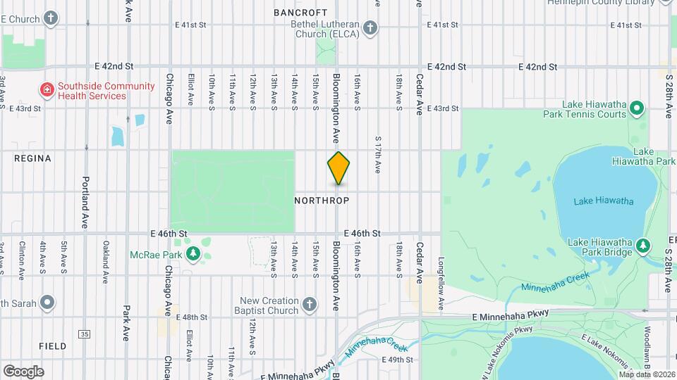 4451 Bloomington Ave Mapa y Detalles de la Ubicación