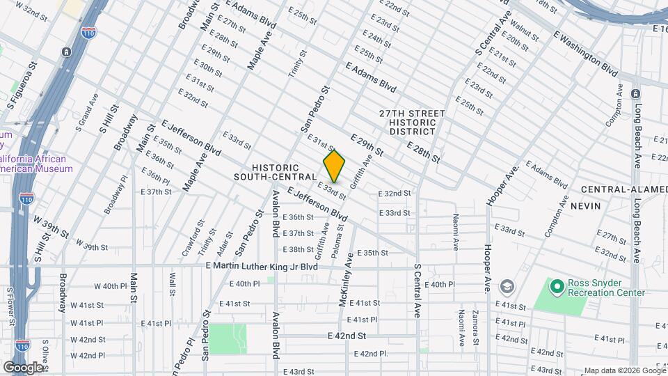 835 E 33rd St Map and Location Details