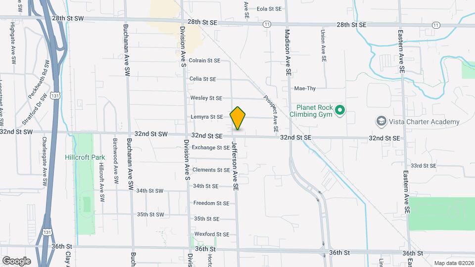 205 32nd St SE Map and Location Details