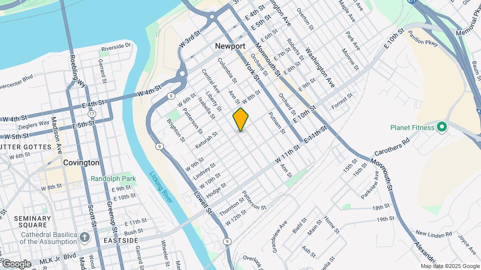 214 W 9th St Map and Location Details