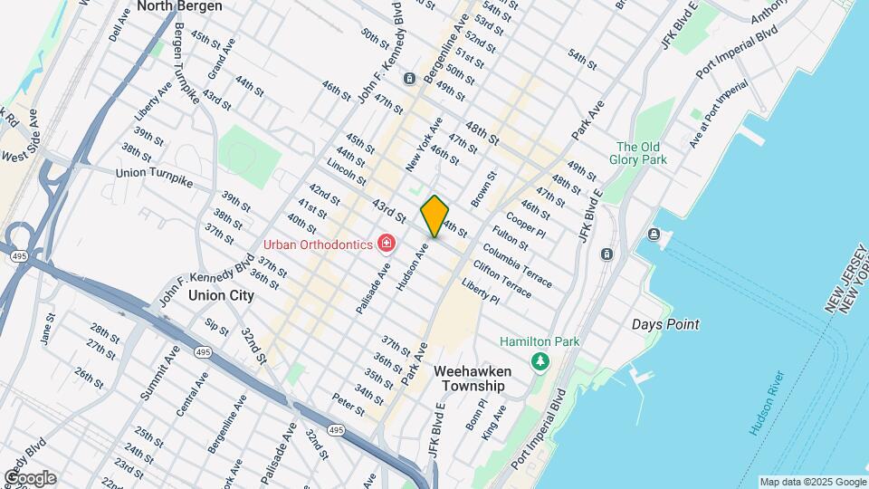 131 43rd St Map and Location Details