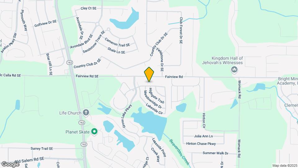 135 Lakeside Cir Map and Location Details
