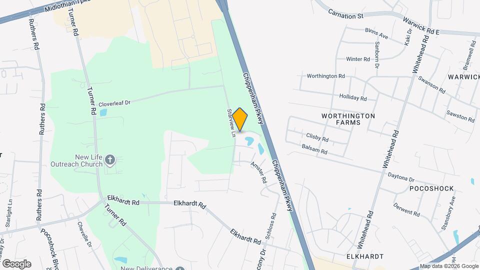 Cloverleaf Lake Townhouse Apartments in Richmond, VA