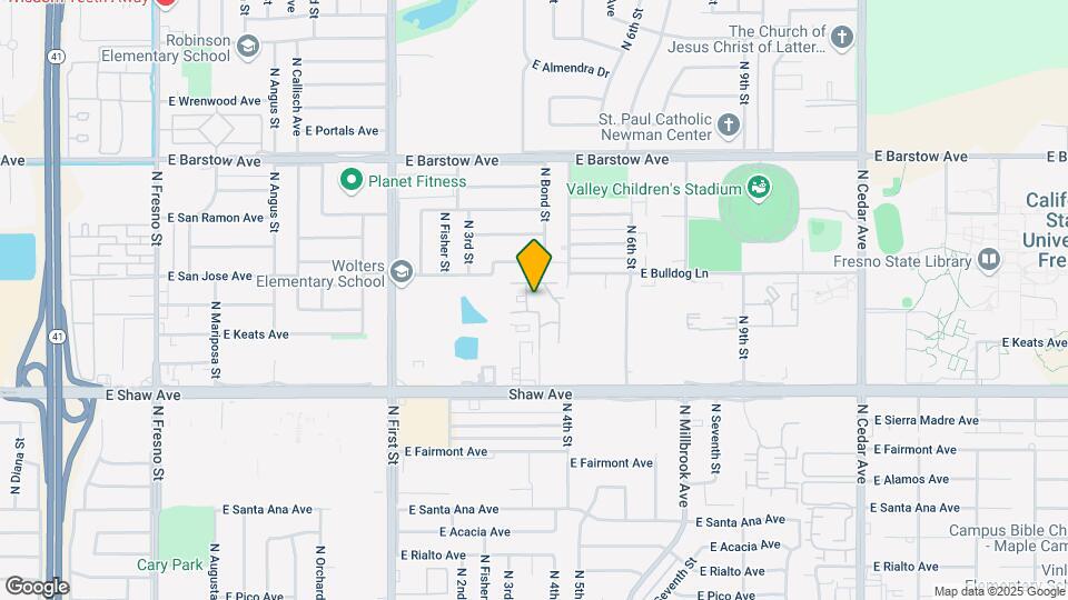 1250 E Shaw Ave Mapa y Detalles de la Ubicación