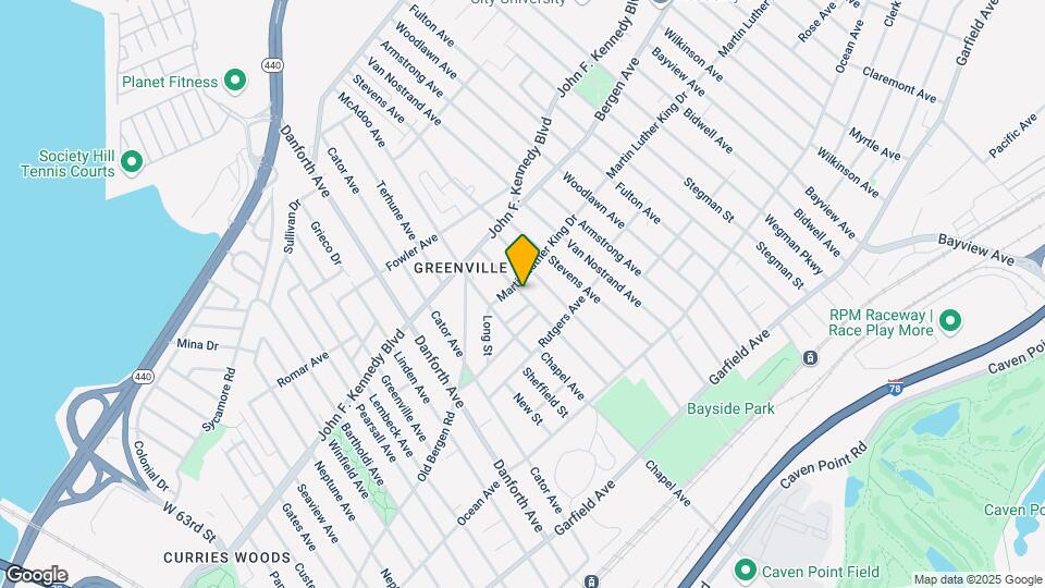 110 Warner Ave, Unit 4 Map and Location Details