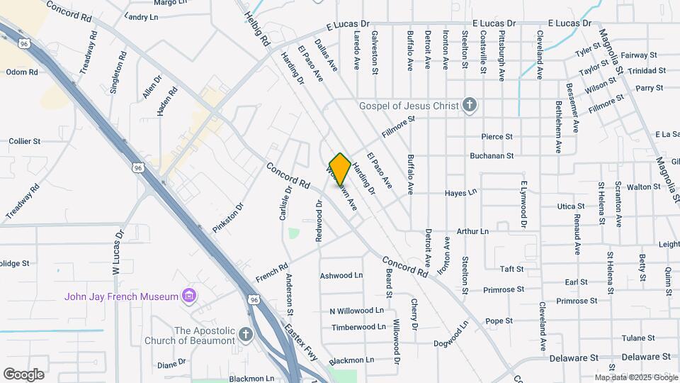 4255 Woodlawn Ave Map and Location Details