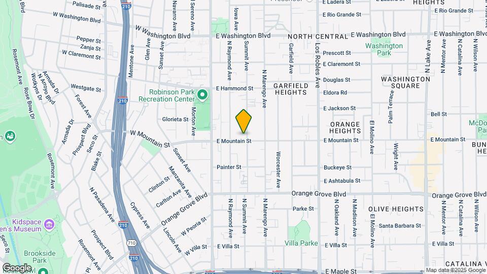 925 Summit Ave Map and Location Details