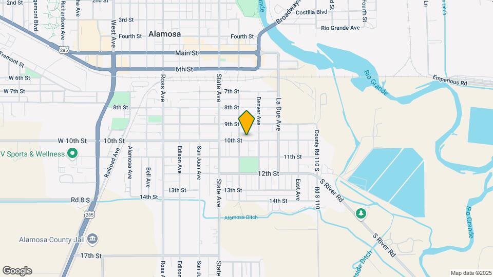 419 10th St Map and Location Details