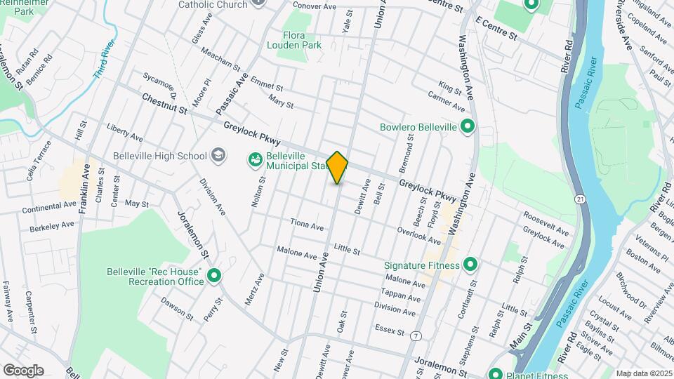 527 Union Ave Map and Location Details