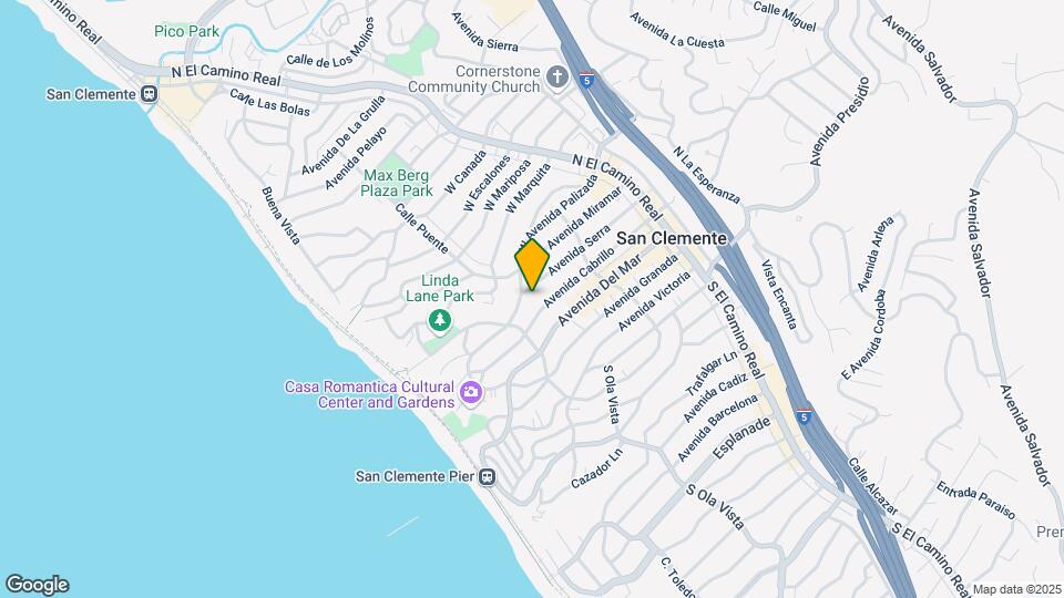 241 Avenida Serra Mapa y Detalles de la Ubicación