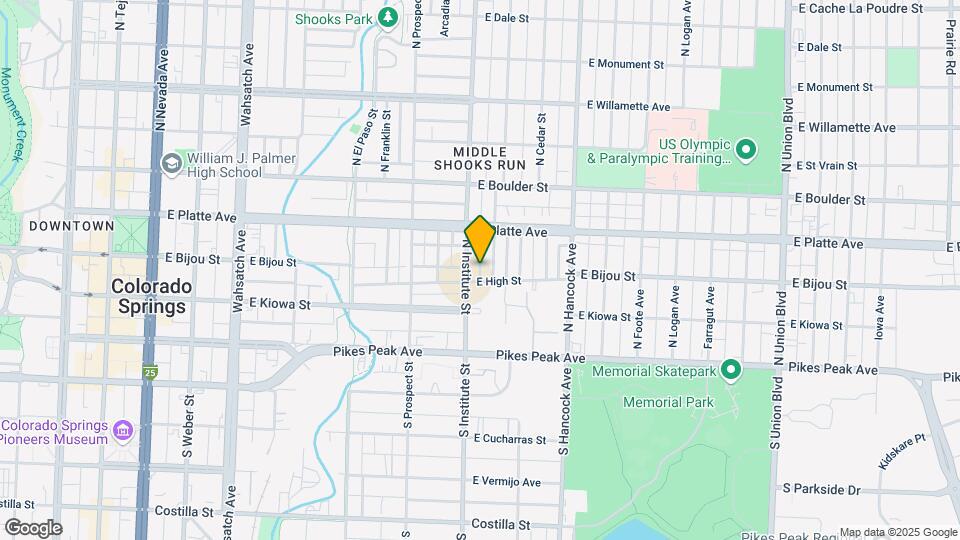208 Custer Ave Map and Location Details