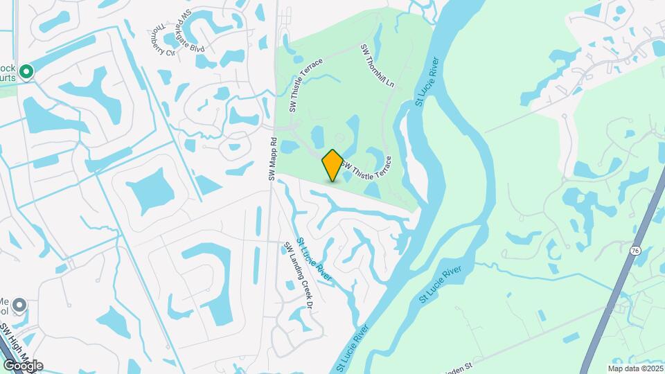 880 SW St Creek Dr Map and Location Details