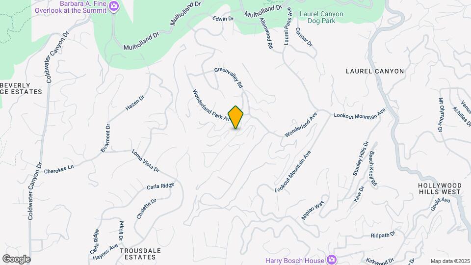 8854 Hollywood Hills Rd Map and Location Details