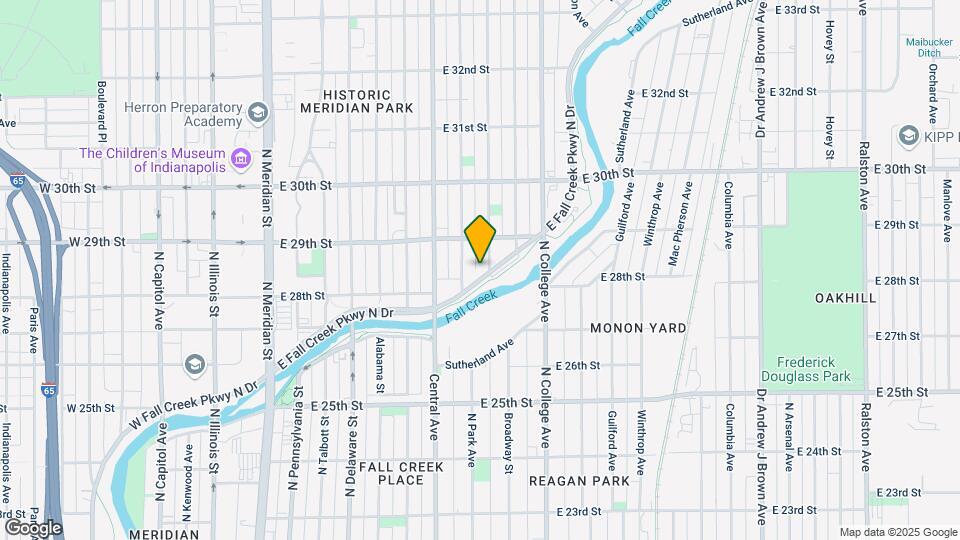 576 E Fall Creek Pkwy N Dr Map and Location Details