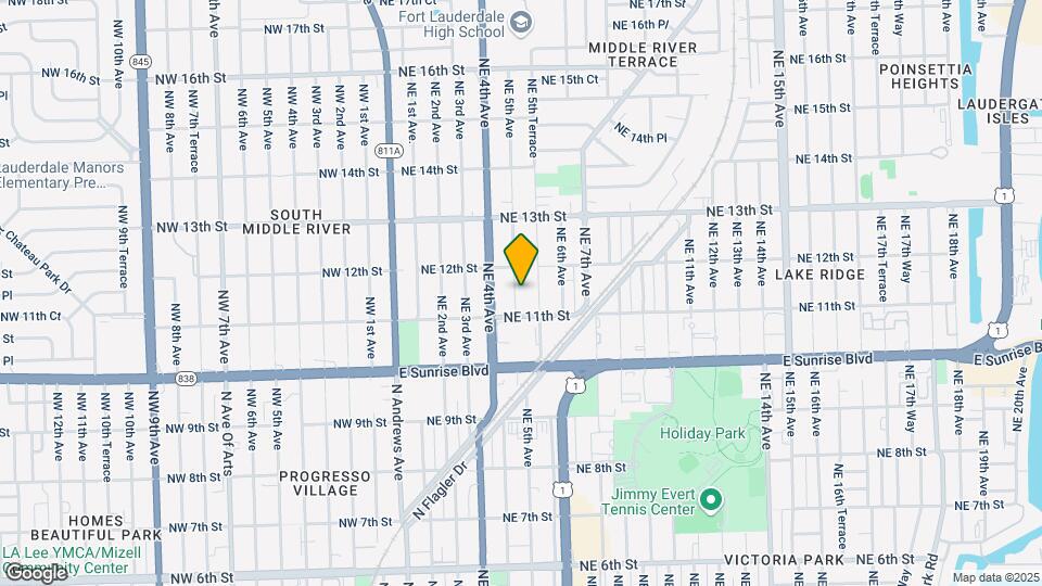 1124 NE 5th Ave Map and Location Details