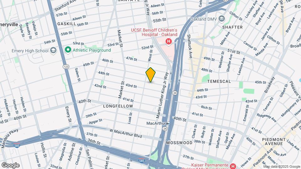 739 44th St Map and Location Details