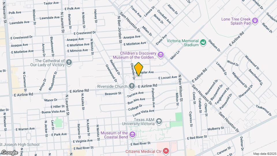 2206 E Locust Ave Map and Location Details