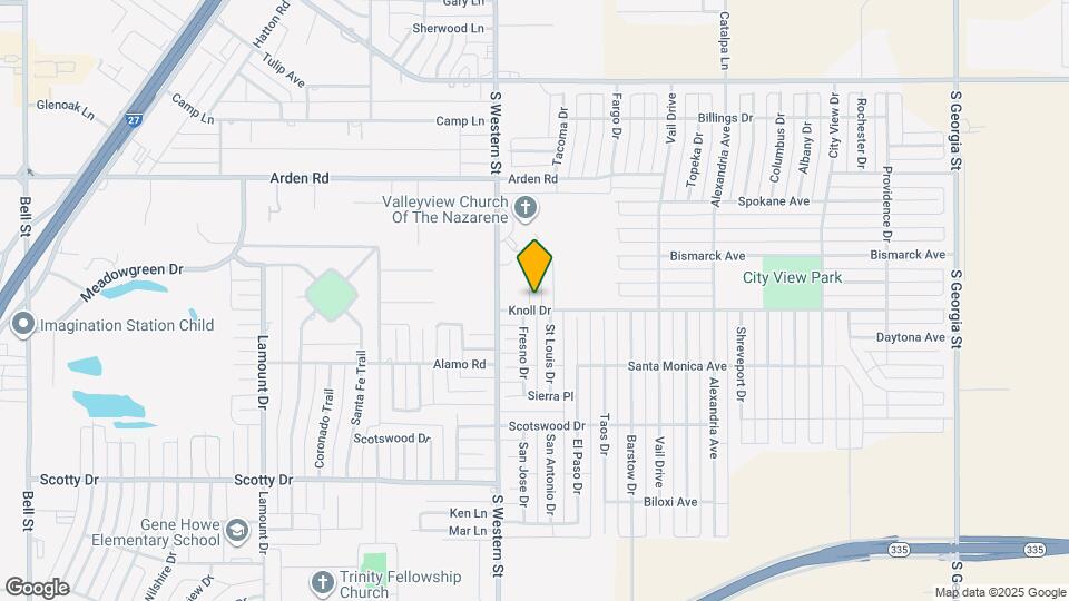 7624 Woodford Ave Map and Location Details