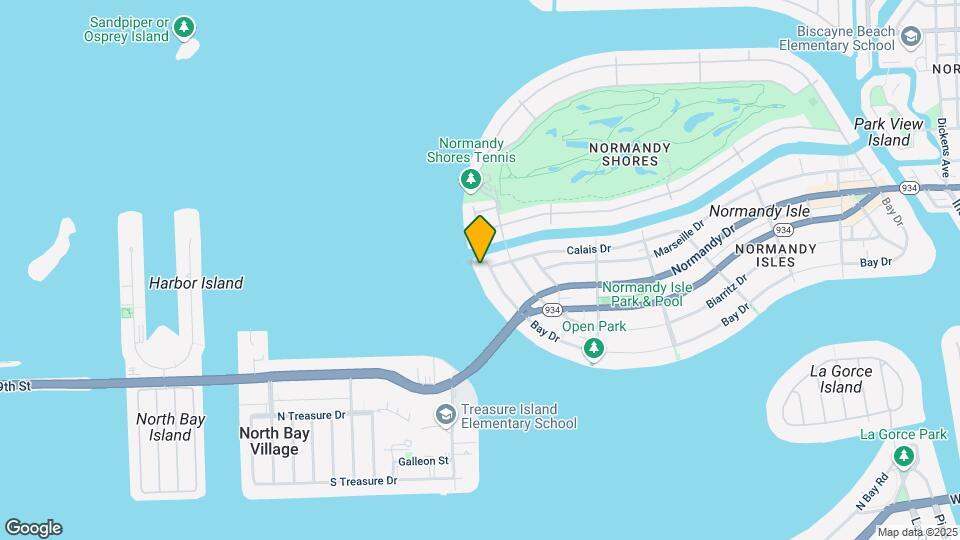 2250 Bay Dr Map and Location Details