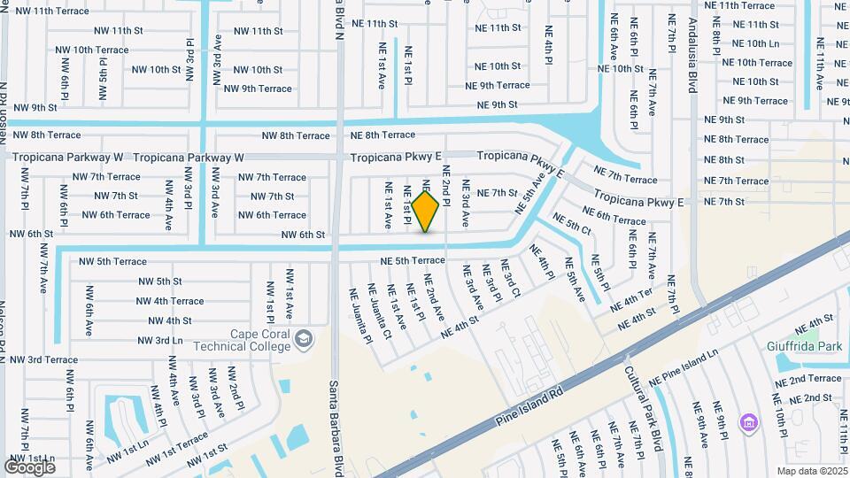 132 NE 6th St Mapa y Detalles de la Ubicación