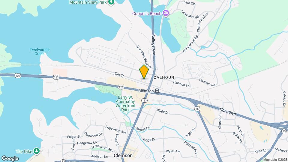 112 Elm St Map and Location Details