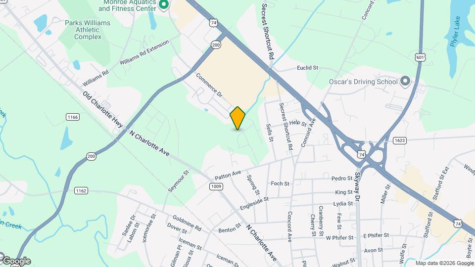 810 Stewarts Crk Dr Map and Location Details