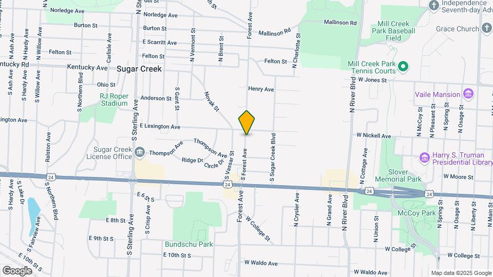 403 S Forest Ave Map and Location Details
