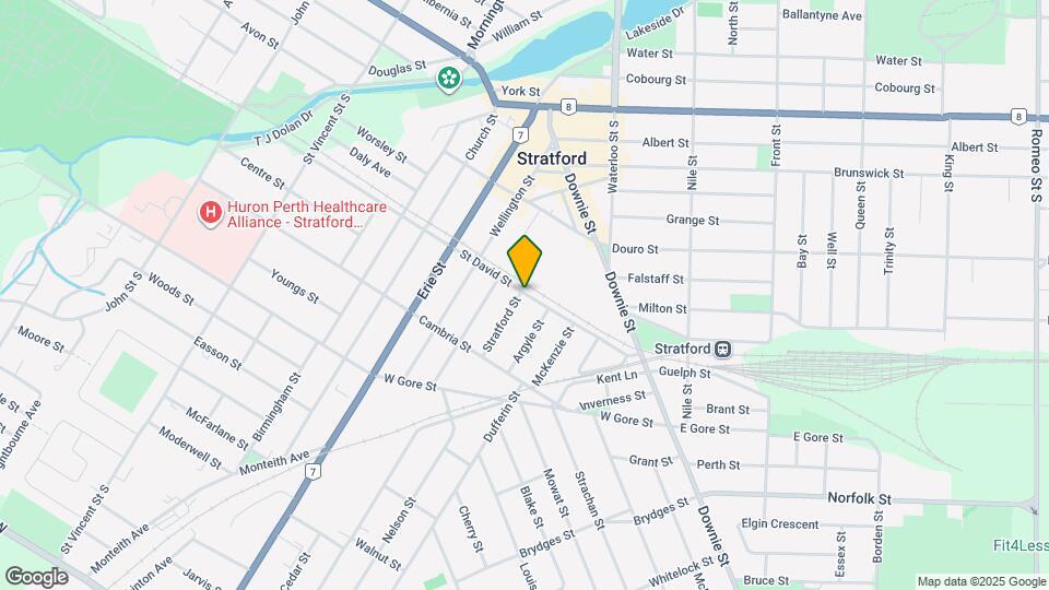 1 WORTH St Map and Location Details