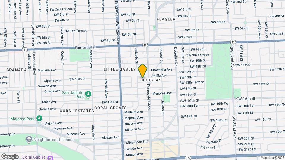 221 Sidonia Ave Mapa y Detalles de la Ubicación