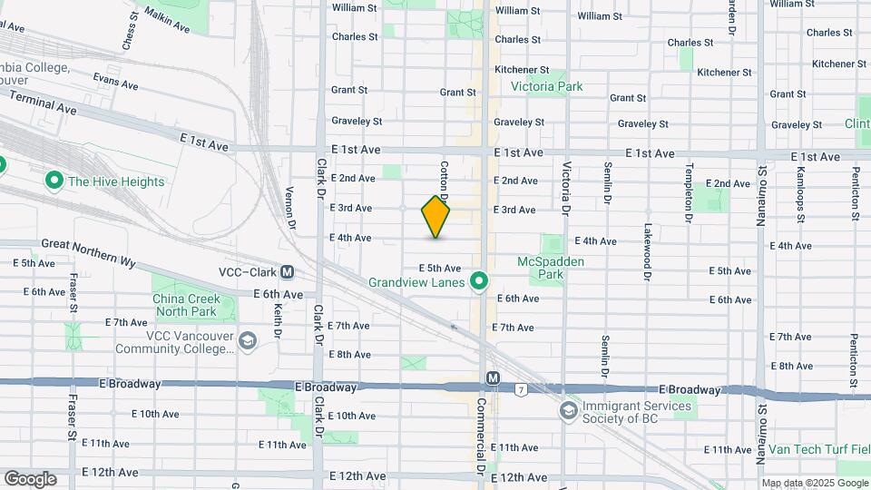 1560 4th Av E Map and Location Details
