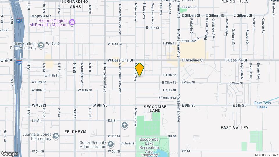 127 E 11th St Map and Location Details