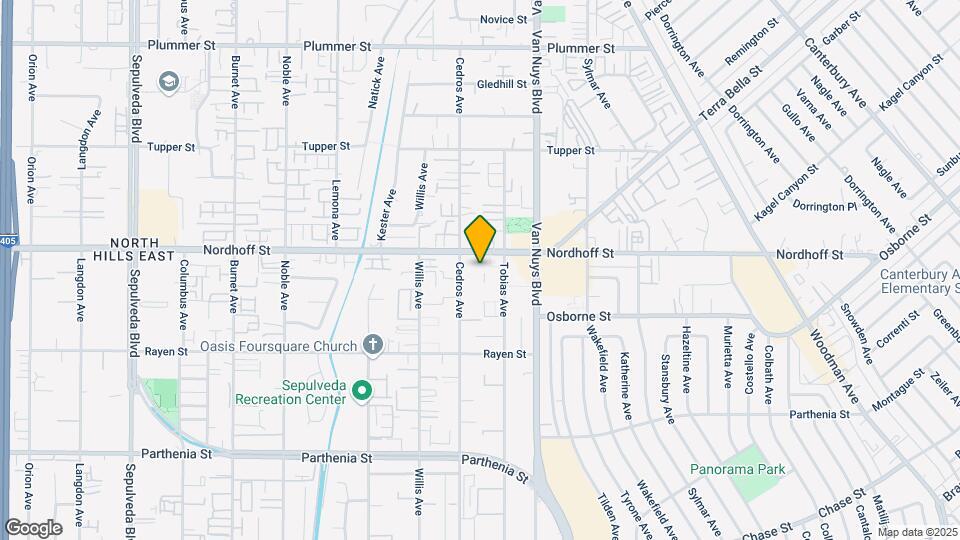 9060 Cedros Ave Mapa y Detalles de la Ubicación
