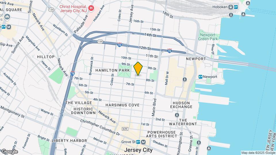 224 8th St Map and Location Details