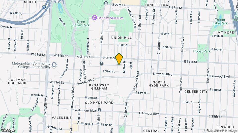 3131 Grand Ave Map and Location Details