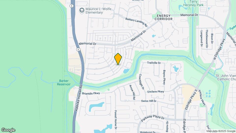 915 Daria Dr Map and Location Details